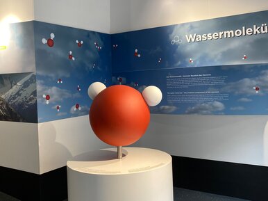 Krimmler WasserWelten, Ausstellung "Gesichter des Wassers" im Haus des Wassers  | © wasserwelten.at/Lutz